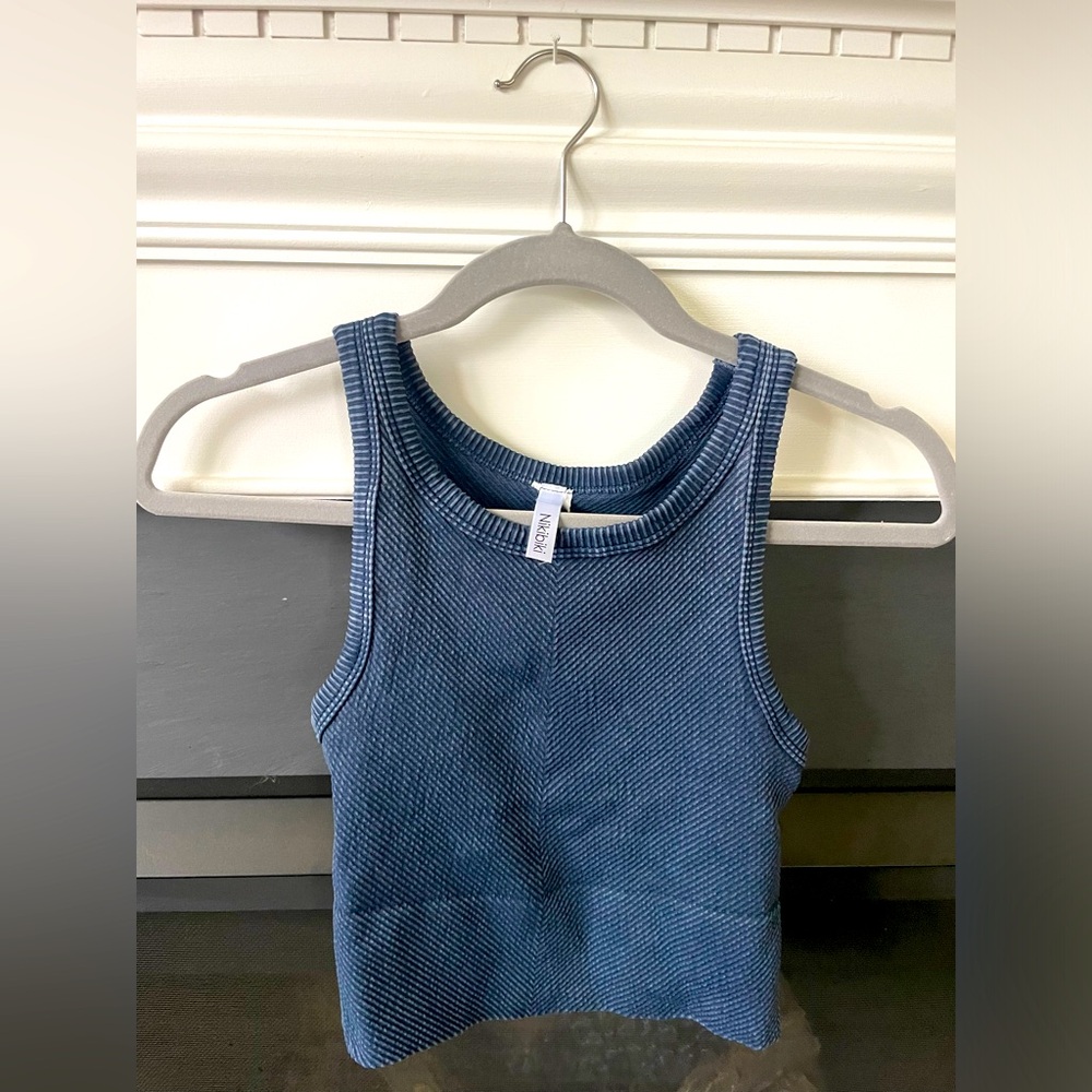 EUC Nikibiki stretch crop top size XS